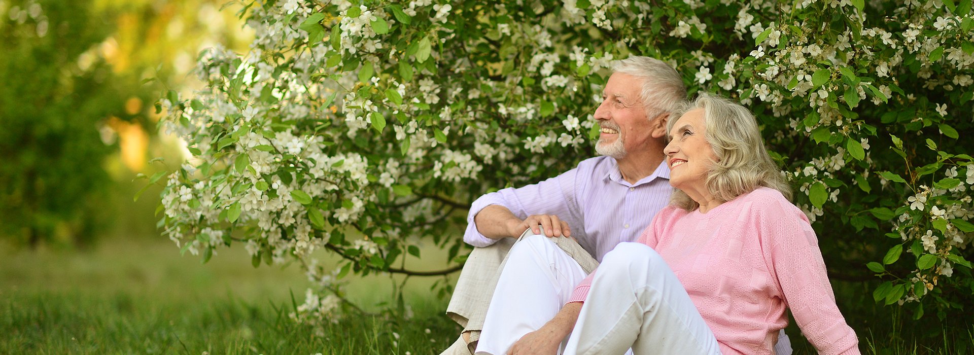 bigstock-Portrait-Of-Senior-Couple-Rest-273259732.jpg